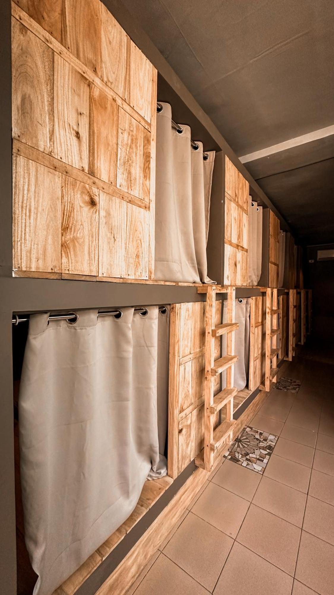 Resting Rabbit Hostel Сикихор Экстерьер фото